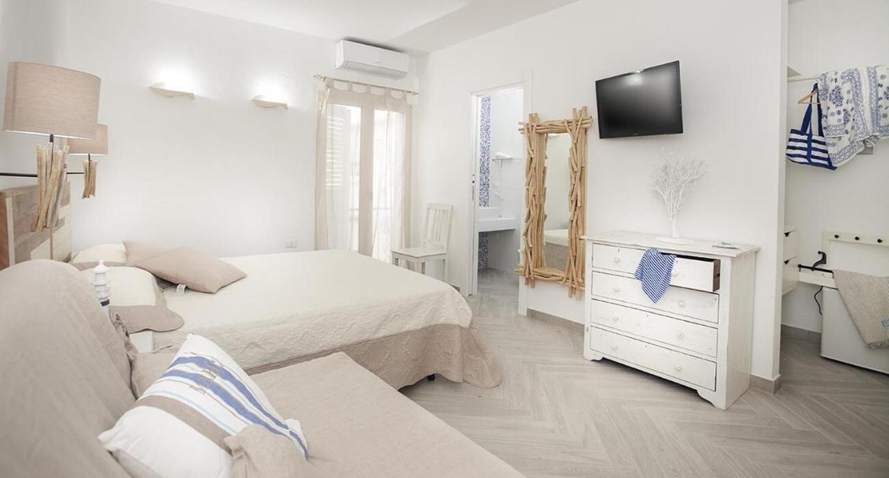 B&B Jolie Санта-Тереза-Галлура Экстерьер фото
